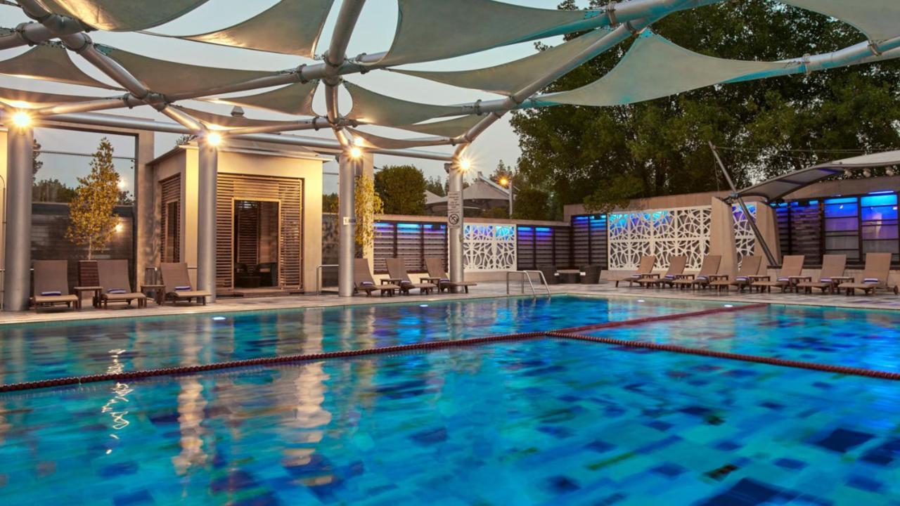 Holiday Inn Kuwait Al Thuraya City By Ihg Koeweit Buitenkant foto