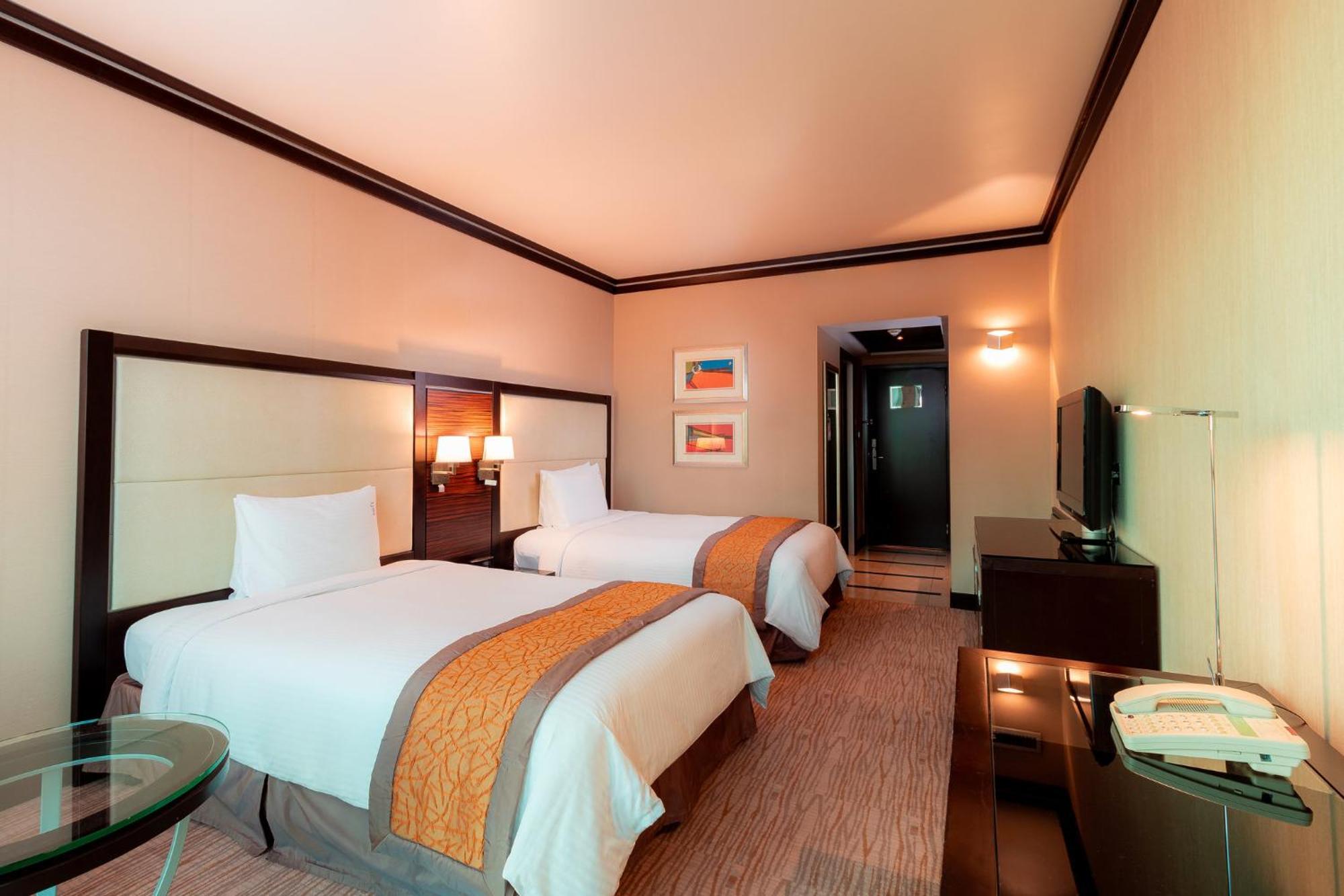 Holiday Inn Kuwait Al Thuraya City By Ihg Koeweit Buitenkant foto