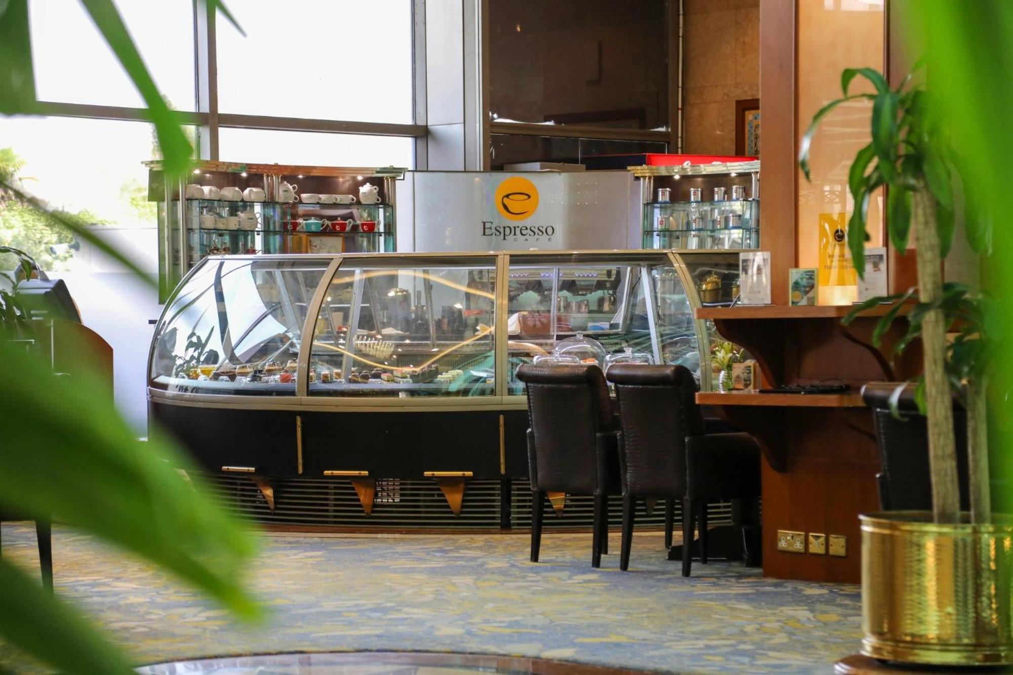 Holiday Inn Kuwait Al Thuraya City By Ihg Koeweit Buitenkant foto