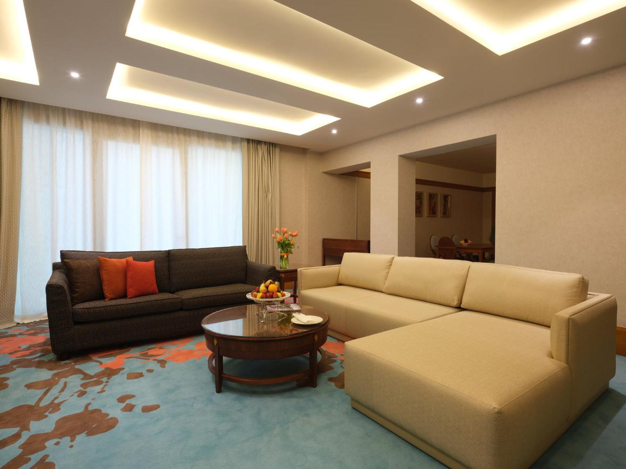 Holiday Inn Kuwait Al Thuraya City By Ihg Koeweit Buitenkant foto