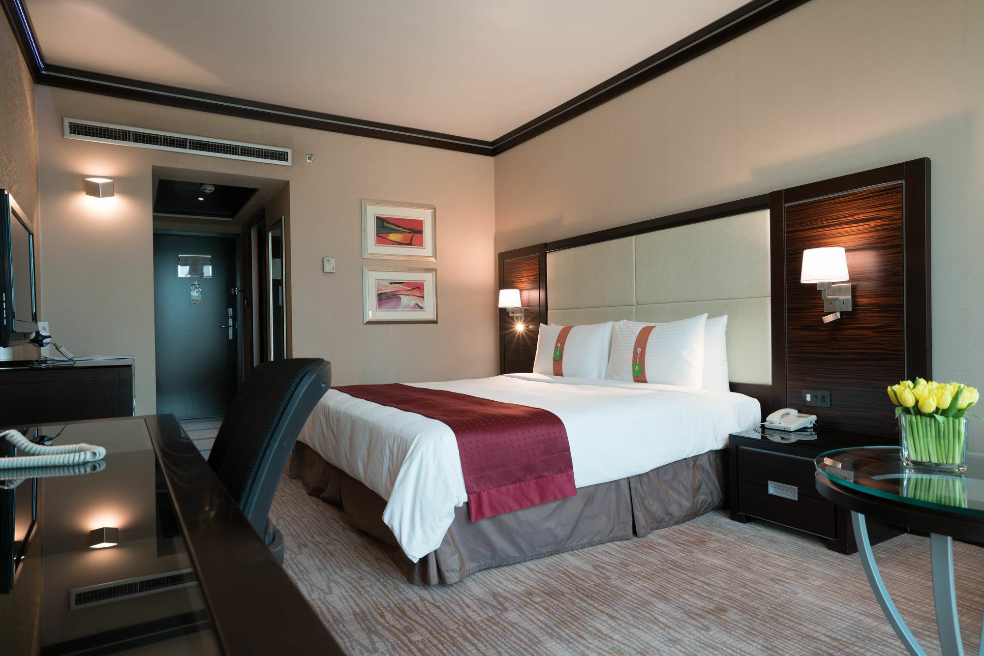 Holiday Inn Kuwait Al Thuraya City By Ihg Koeweit Buitenkant foto